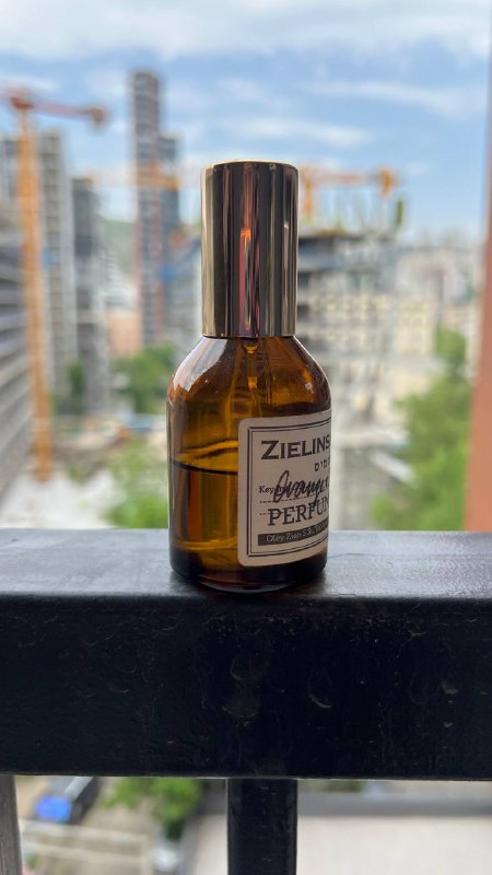 Byredo Pulp, Byredo Mixed Emotions, Maison Francis Kurkdjian Gentle fluidity, Zielinski&Rozen Orange&Jasmine Vanilla, Dolce&Gabbana The one, Cartier Baiser Vole 5