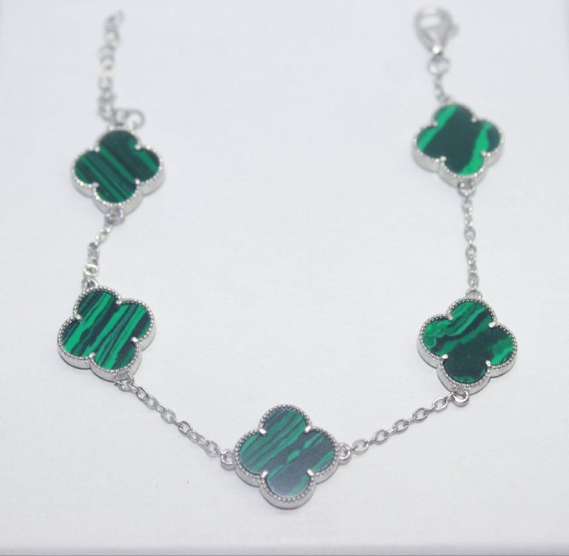 Серебряные браслеты Van Cleef с клевером разных цветов и размеров 4