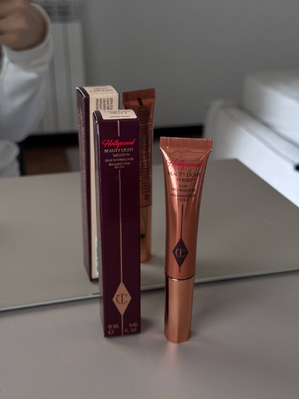 Charlotte Tilbury хайлайтер