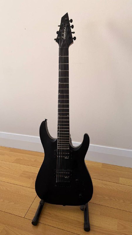Семиструнная электрогитара Jackson JS22-7 Dinky AH SB