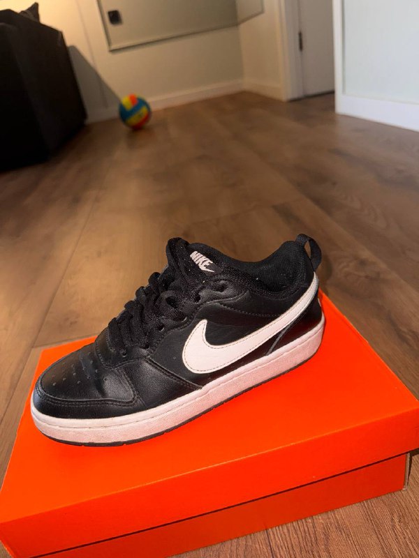 Ботинки Guess, кроссовки Puma, Nike 36 размер 7