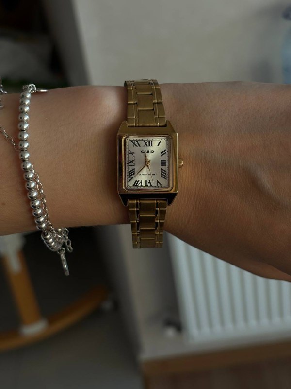 Часы Casio