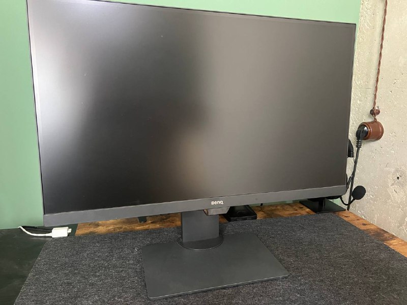 Монитор Benq 27 дюймов 2К