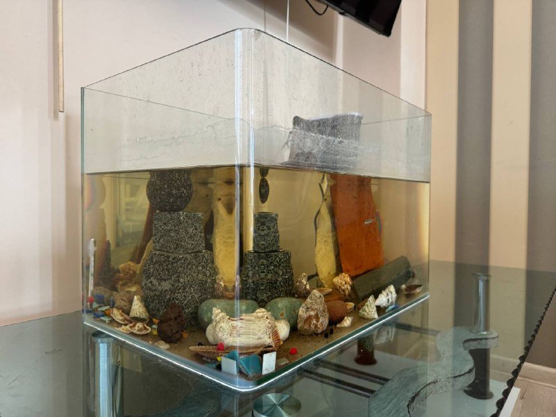 Аквариум 35л с рыбками и фильтром 2