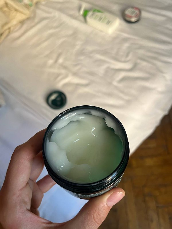 Cerave гидрирующий гель, Body Shop масло и йогурт для тела, бомбочки для ванны 5