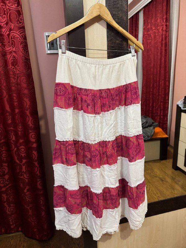 Белая блузка и разноцветная юбка, размер S/M 3