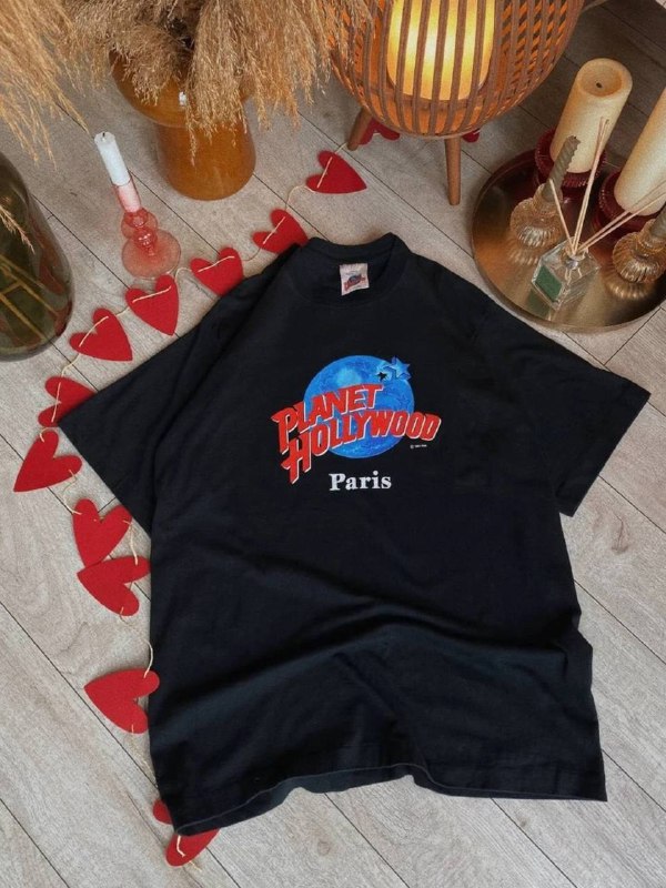 Винтажные музыкальные футболки и мерч, размеры L и XL