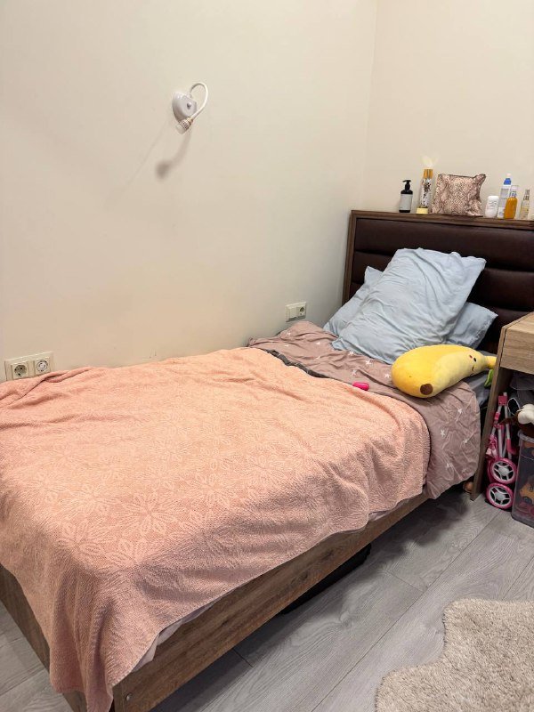 Кровать и матрас