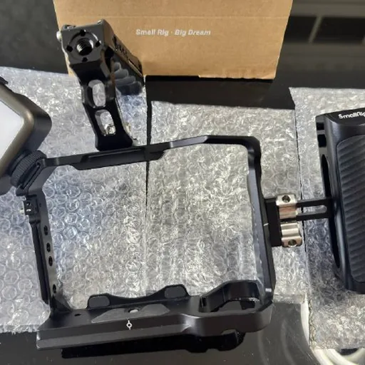 Клетка SmallRig для камеры Sony Alpha, RGB свет в подарок