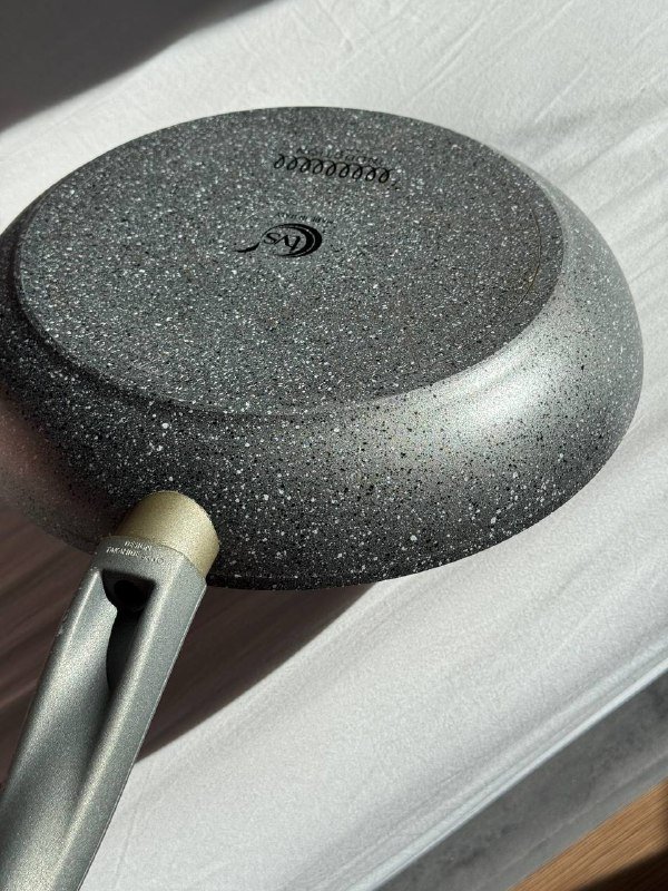 Сковорода d=30 см 2