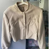 Куртка H&M, шубка Waikiki, зимний горнолыжный комбинезон 1
