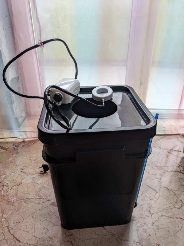 Гидропонная система для выращивания растений