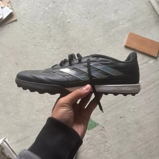 Футзалки Adidas