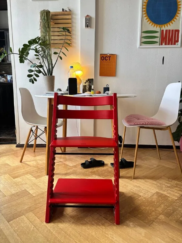 Детский стул Stokke Tripp Trapp, автокресло Romer KIDFIX 1
