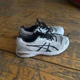 Кроссовки Asics 3