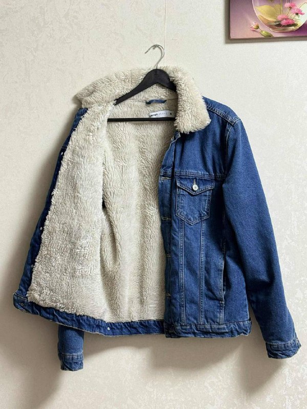 Шорты Adidas, джинсовая куртка, куртка Bershka, кофты, джинсы 4