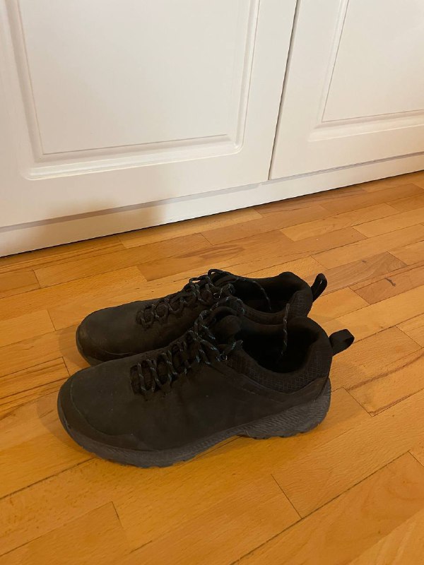 Туфли Uno, Обувь женская Zara, Обувь трекинг Merrell Forestbound, Бокалы винные 5