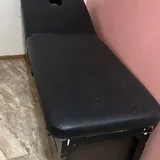 Массажный стол, раковина с подстольем для ног 1