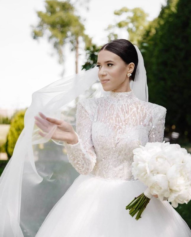 Свадебное платье с шлейфом Milla Nova, размер S 2