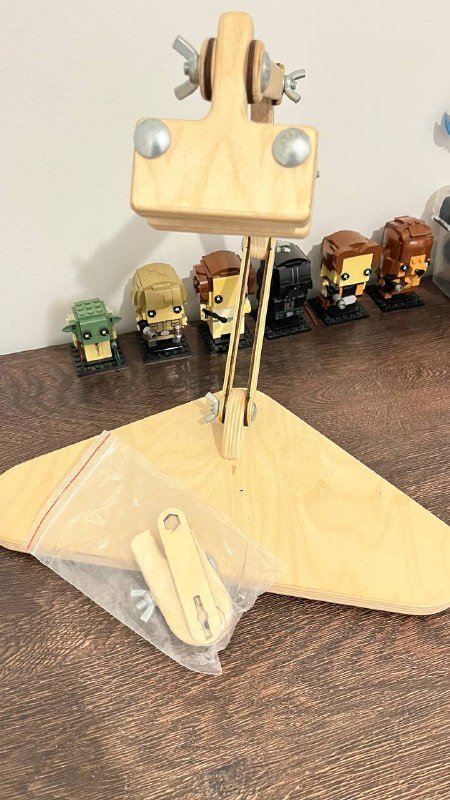 держатель для пялец регулируемый со сменным креплением