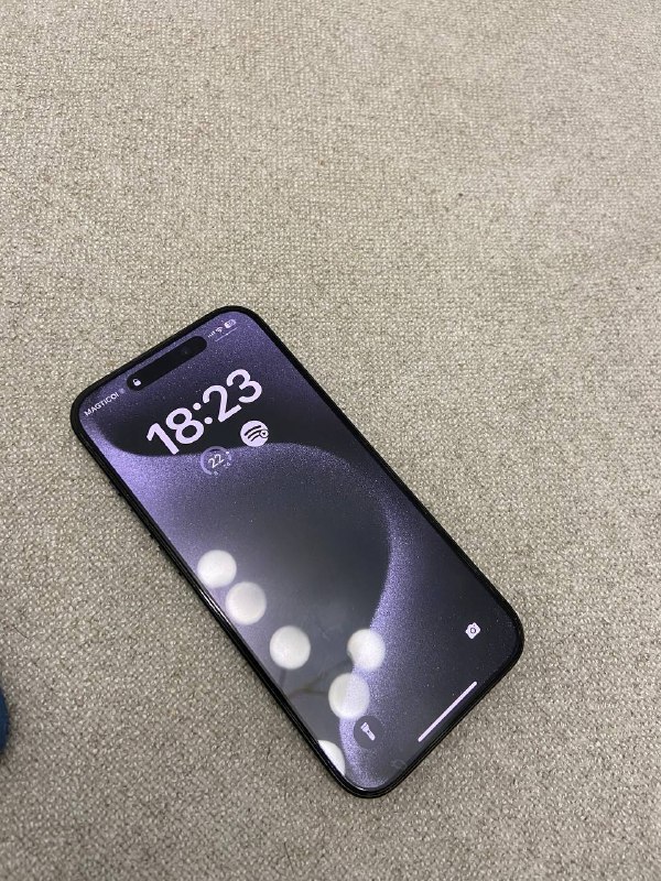 iPhone 15 pro 256gb