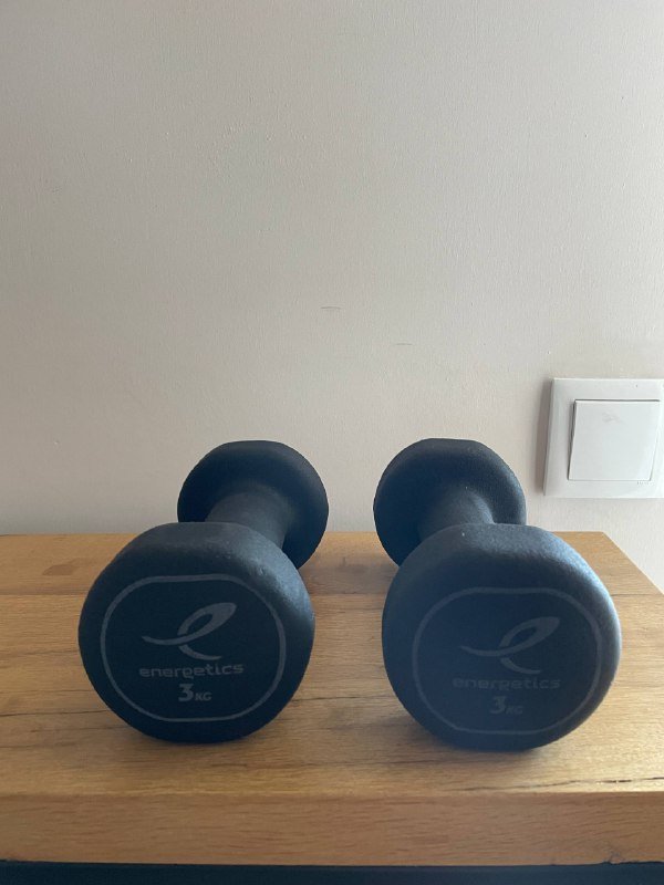 Гантели по 3 кг, коврик Nike