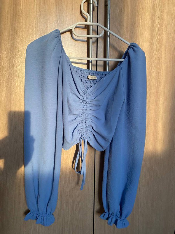 Женский топ, блузка, свитер, худи, джинсовая юбка, джинсы Levi’s 2