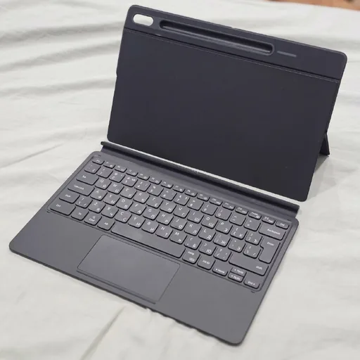 Оригинальный чехол-клавиатура Samsung Galaxy Tab S7 Plus