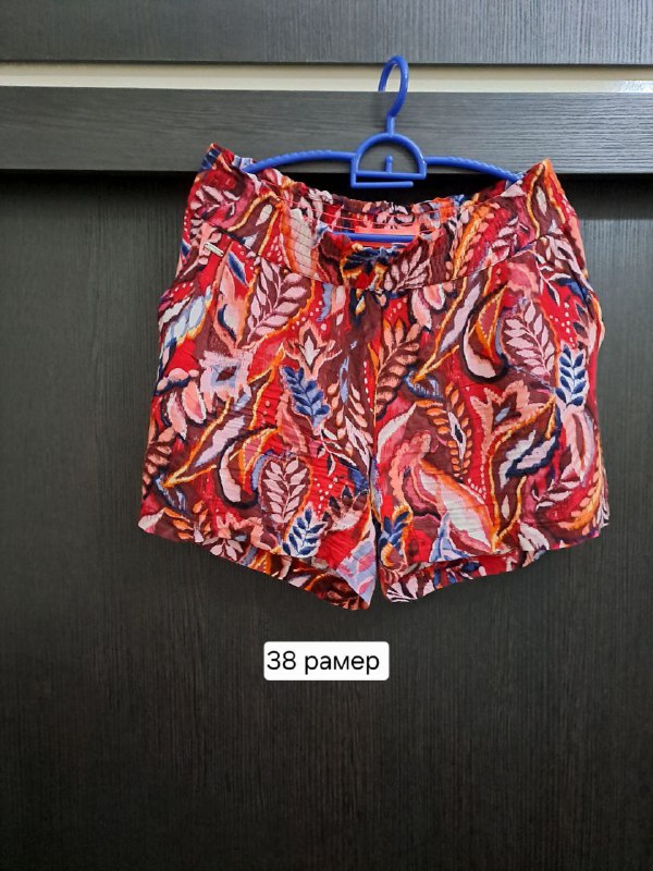 Платья, джинсы, брюки, шорты, футболка женская 8