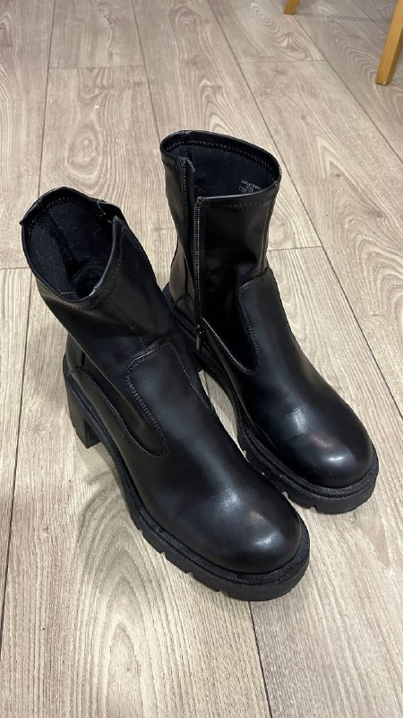 Ботинки женские ZARA размер 40