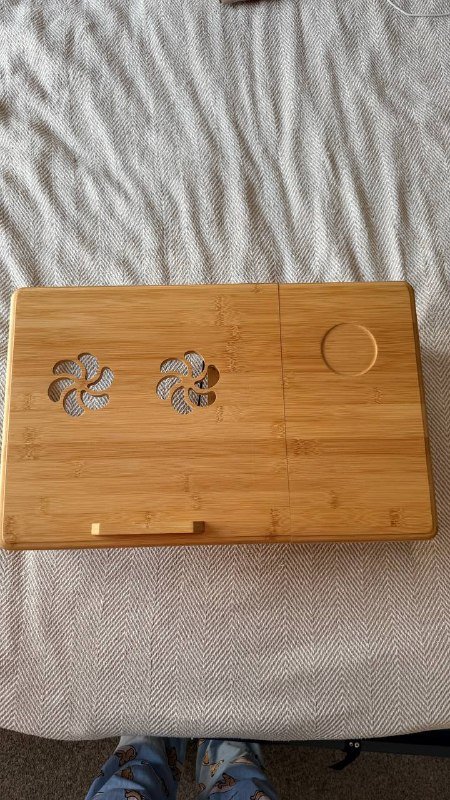 Столик для ноутбука регулируемый по высоте