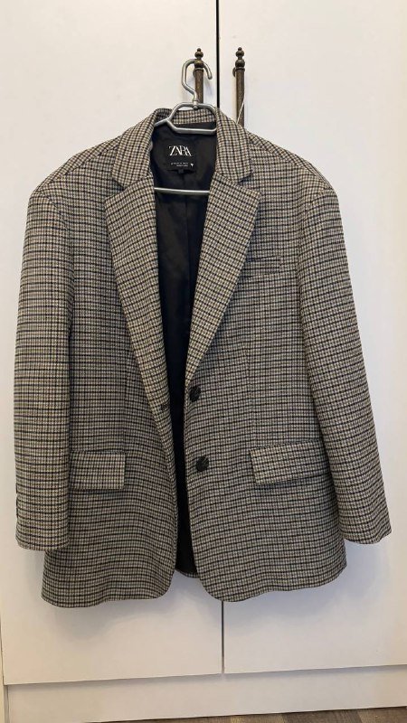 Джемпер голубой, Джемпер розовый, Зеленый свитер, Пиджак зара, Платье макси черное 8