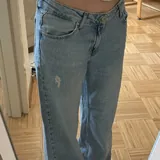 Голубые джинсы Pull&Bear 4