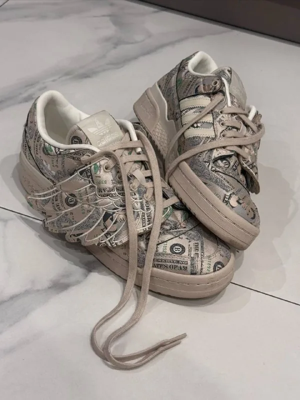 Кроссовки Jeremy Scott x Adidas Forum Wings 1.0 Low Money 1