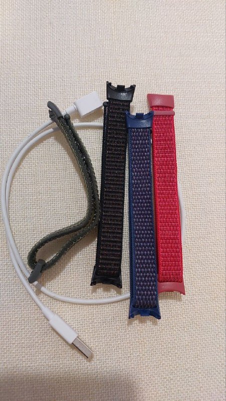 Ремешки, шнур для зарядки Xiaomi Mi Band 8