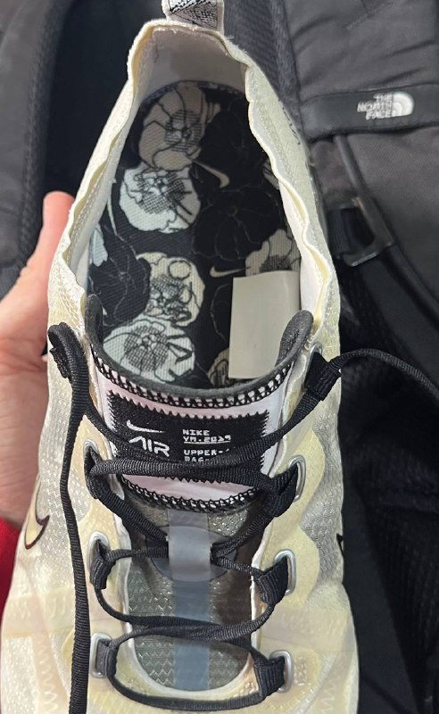 Nike Air VaporMax 2019 SE Floral Vast Grey Black 2