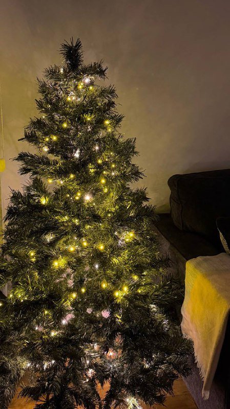 Искусственная елка 160 см с огоньками