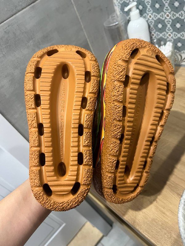 Сабо кроксы в виде бургеров 36/37, новые 2