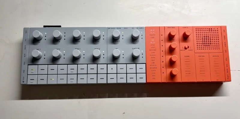 Портативный грувбокс Yamaha Seqtrak 1