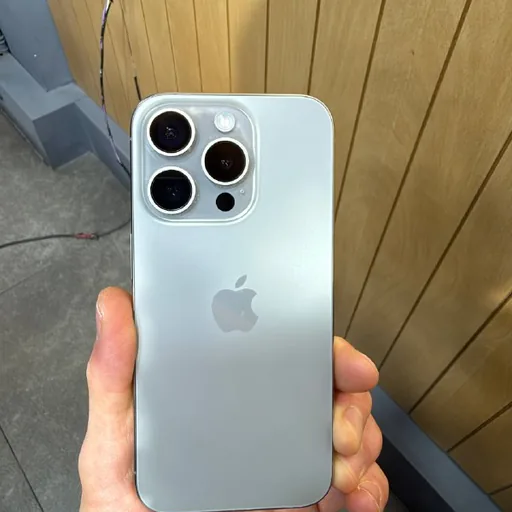 iPhone 15 Pro Max 128 GB SIM