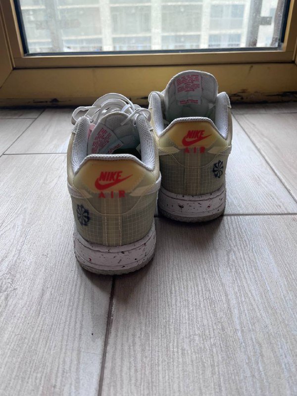 Бомбер CK, кроссовки, брюки кархарт б/у 10