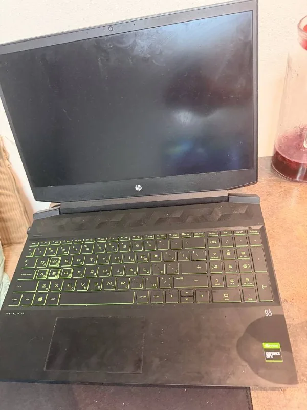 Ноутбук HP Ryzen 5 GTX 1650 1