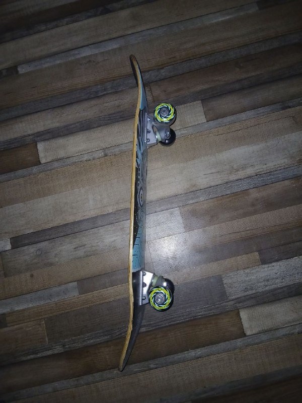 iPad, чехлы, скейтборд, кроссовки Balenciaga 8