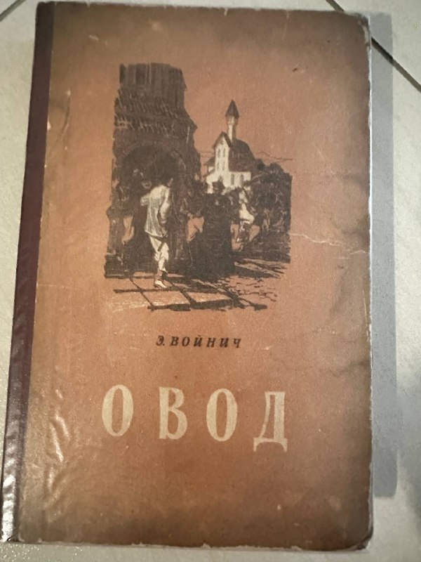 Книги разные художественные и детские 4
