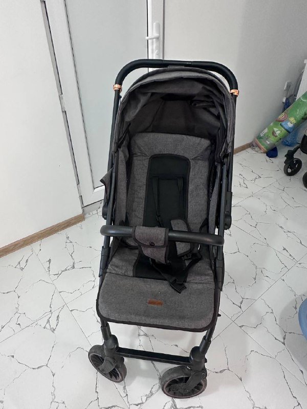 Прогулочная коляска 3