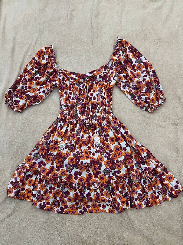 Чемоданы, платья, рубашка, пальто, шорты, сапоги 5