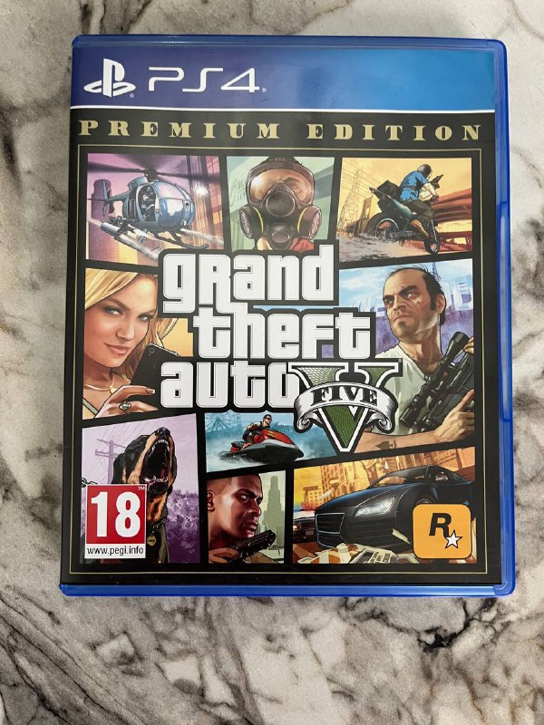 Red Dead Redemption 2, Hitman 2, FIFA 23, FIFA 21, God of War Ragnarok, Mortal Kombat 11 7