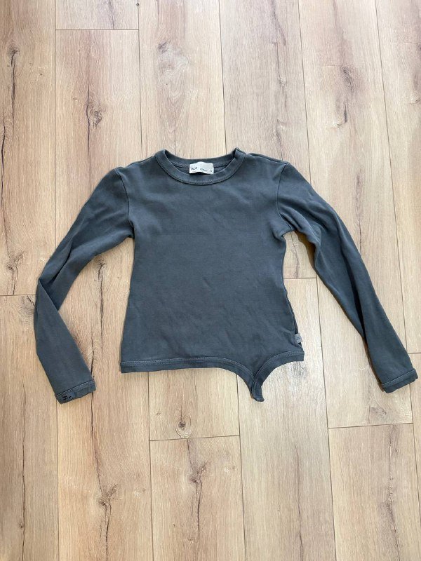 Мус пенка, лак для волос, пуховик Puma, термо кофты Columbia, ботинки, чехол для спонжа, ночнушка, чехол на фотоаппарат, колготы, кофта Ace 10