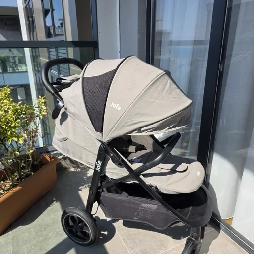 Прогулочная коляска Joie Litetrax Pro Air