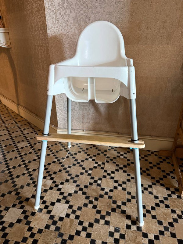 Стульчик для кормления ikea с подножкой